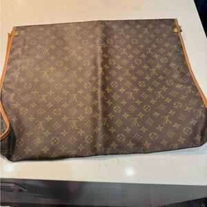 Louis Vuitton Brown Travel Bag with Rigid Structure and Zipper Closure